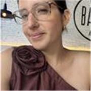 Maestra parvularia, más de 10 años de experiencia m, he trabajado con niños de infantil y primaria. 