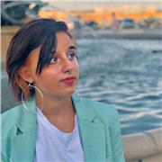 Etudiante ayant un trés bon niveau d'espagnol