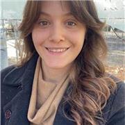 Studentessa laureata in lettere antiche, diplomata al liceo classico, disponibile per lezioni di latino, greco e italiano