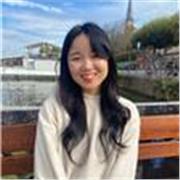 Skillful Korean teacher teaching in English