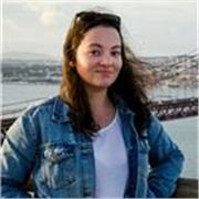 Profesora con amplia experiencia enseñando español y lengua castellana y literatura, todas las edades y también online. 