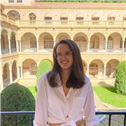 Llevo 2 años dando clases particulares a niños y adolescentes de lengua castellana y literatura, latín, griego, historia e historia del arte. También he preparado estas asignaturas para selectividad con buenos resultados, además de preparar exámenes de re