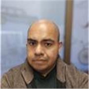 Profesor de informática (COMPETIC) con experiencia con adultos y jóvenes. 