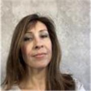 sono Natalie e sono madrelingua tedesca. Impartisco per tutti livelli e preparo per le certificazioni