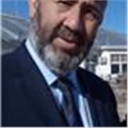 Profesor técnico imparte clases de materias técnicas