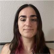 Soy estudiante de oposición, tengo el título de la eso y se me da muy bien explicar y cuidar a niños