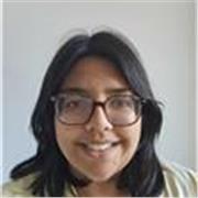 English tutor and mentor based in London, looking to help people who need academic support 