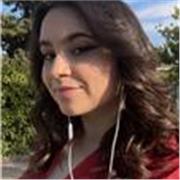 Estudiante universitaria en el grado de química se ofrece para dar clases de matemáticas de eso y bachillerato