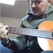 Cours de guitare tous niveaux à domicile