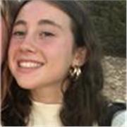 Mis lenguas maternas son el español y alemán. Me encantaría dar clases a gente que esté interesada en aprender estos dos idiomas