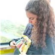 Hola me llamo Lorena, tengo 18 años y me ofrezco para dar clases particulares de primaria y de los primeros cursos de la ESO
