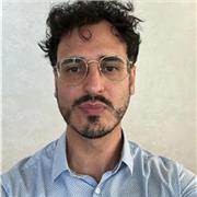 Insegnate matematica e fisica. Laureato in ingegneria 110lode. Per studenti medie, superiori e università. Lezioni presenza/online