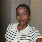 Hi! I’m Khadija, an International Relations undergraduate with great English skills.