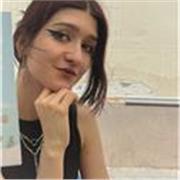 Profesora de dibujo apta para enseñar los fundamentos claves del arte a alumn@s que lo necesiten.