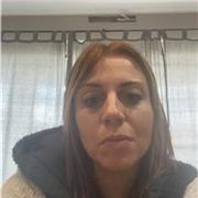 Laureata in lettere impartisce lezioni di letteratura italiana