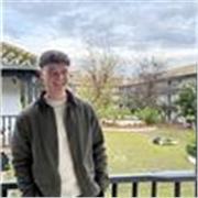 Estudiante de educación primaria en la universidad de granada, sin experiencia, pero con ganas de formarme como docente y crecer