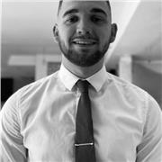 Assistant d'éducation en lycée et ayant un master en finance je propose de découvrir ou de retravailler ensemble vous cours de mathématiques