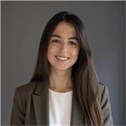 Profesora SEO para alumnos de nivel bajo o medio de cualquier edad y CEO de la agencia Bloom Meraki 