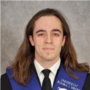 Graduado en Biotecnología, poseo un máster en Modelizacion Computacional completado y estudiante del máster en Bioinformática.