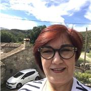 Profesora imparte clases de apoyo y repaso en todas las materias de Primaria