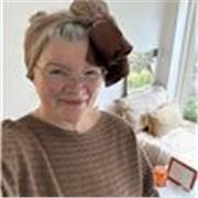 I teach beginner guitar skills through to advanced…including chord progression & chord theory, & all major & minor chords.
 