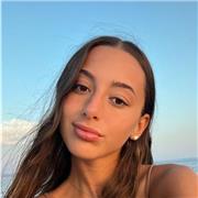 Hai bisogno di una mano con i compiti? 
Ci penso io!✨✨