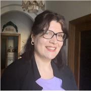 Insegnante di cinematografia , insegno arte, produzione cinematografica, cinema e sceneggiatura