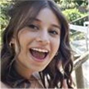 Alunna frequentante il quarto anno I liceo linguistico a Milano si rende di disponibile per l’aiuto compiti