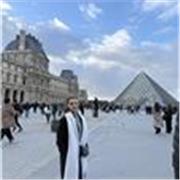 Soy Sara estudiante del grado de Fisioterapia. Doy clases de Biología y Química de 1ESO a 4ESO