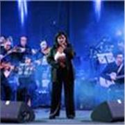 Studentessa del Conservatorio A.Casella offre lezioni di Canto pop/soul/rock