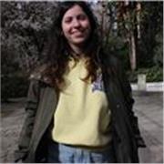 Profesora de inglés apta para apoyar a alumnado desde primaria hasta adultos.