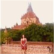 Artista y Profesora de inglés básico para principiantes, clases de inglés conversacional para viajeros y becarios y apoyo escolar