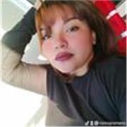 Estudiante avanzado de lengua y literatura, ofrece clases y traducciones