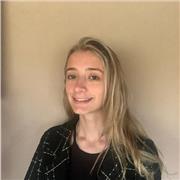 Profesora de apoyo tanto escolar como para mejorar habilidades linguisticas de conversacion. Clases para niños y audultos