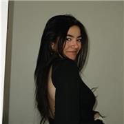 Soy nacida en Brasil. Hablo perfectamente el idioma y escrita. Puedo dar clase a cualquier público.