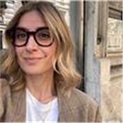 Designer con esperienza accademica insegna grafica e packaging design a Milano e Bergamo