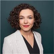 Profesora de alemán e inglés con más de 5 años de experiencia enseñando a estudiantes internacionales online y en presencia. 