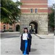 Recent English and Philosophy graduate who is keen to share her passion