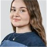 Maturzystka rozszerzonego j. Angielskiego z certyfikatem biegłości First (zajęcia online)