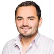 I’m a bilingual, multilingual German teacher offering practical, communicative lessons for teenagers and adults