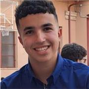 Profesor de matemáticas y química para menores de entre 6 y 15 años.