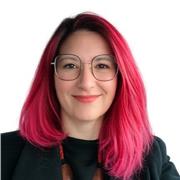 Psychopédagogue, je suis actuellement enseignante salariée (Espagnol) et coach / thérapeute en libéral dans l'Hérault