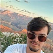 Deutsch-Tutor. Ich unterrichte alle Klassen von der fünften Klasse bis zur Oberstufe