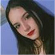 Ofereço aulas de inglês voltadas para o público infantil, com foco em:
	•	Vocabulário básico
	•	Compreensão auditiva
	•	Pronúncia