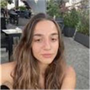 Clases particulares de inglés con atención personalizada y experiencia previa como profesora infantil.