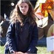 Tengo un nivel C2 de Cambridge en inglés y tengo experiencia de clases particulares, pero enseñando español. 