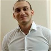 Laureato triennale in ingegneria elettrica con 110 e lode  offre lezioni di matematica e fisica