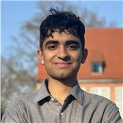 Experienced computer science tutor in Python programming, data structures for students of all levels, Bremen, online available.