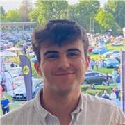 Estudiante de Ingeniería Informática, con capacidad de enseñanza en ciencias.