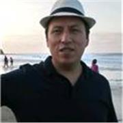 Experimentado profesor de español con más de cinco años de experiencia online y presencial 